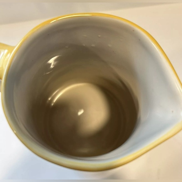 Young’s Inc Ceramic Bee Water Pitcher Cream Yellow With Brown Flecks 8.5”x7.5” - Picture 5 of 8